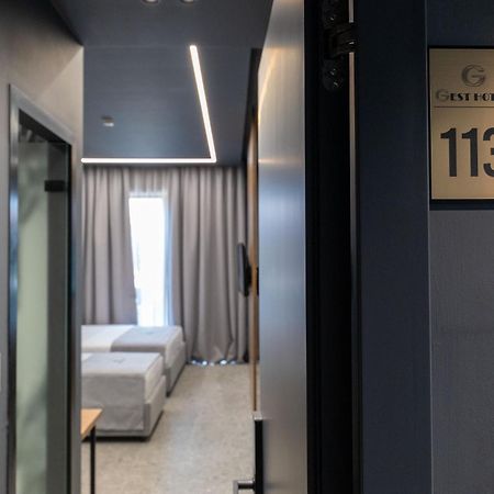 Gest Hotel Radhime Luaran gambar