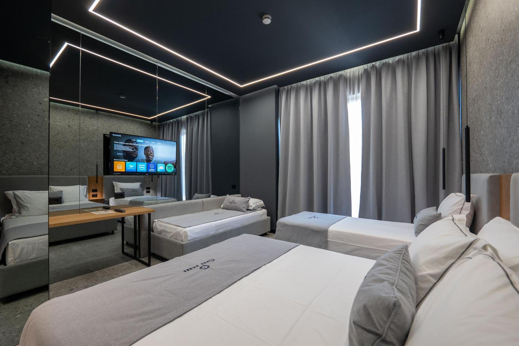 Gest Hotel Radhime Luaran gambar