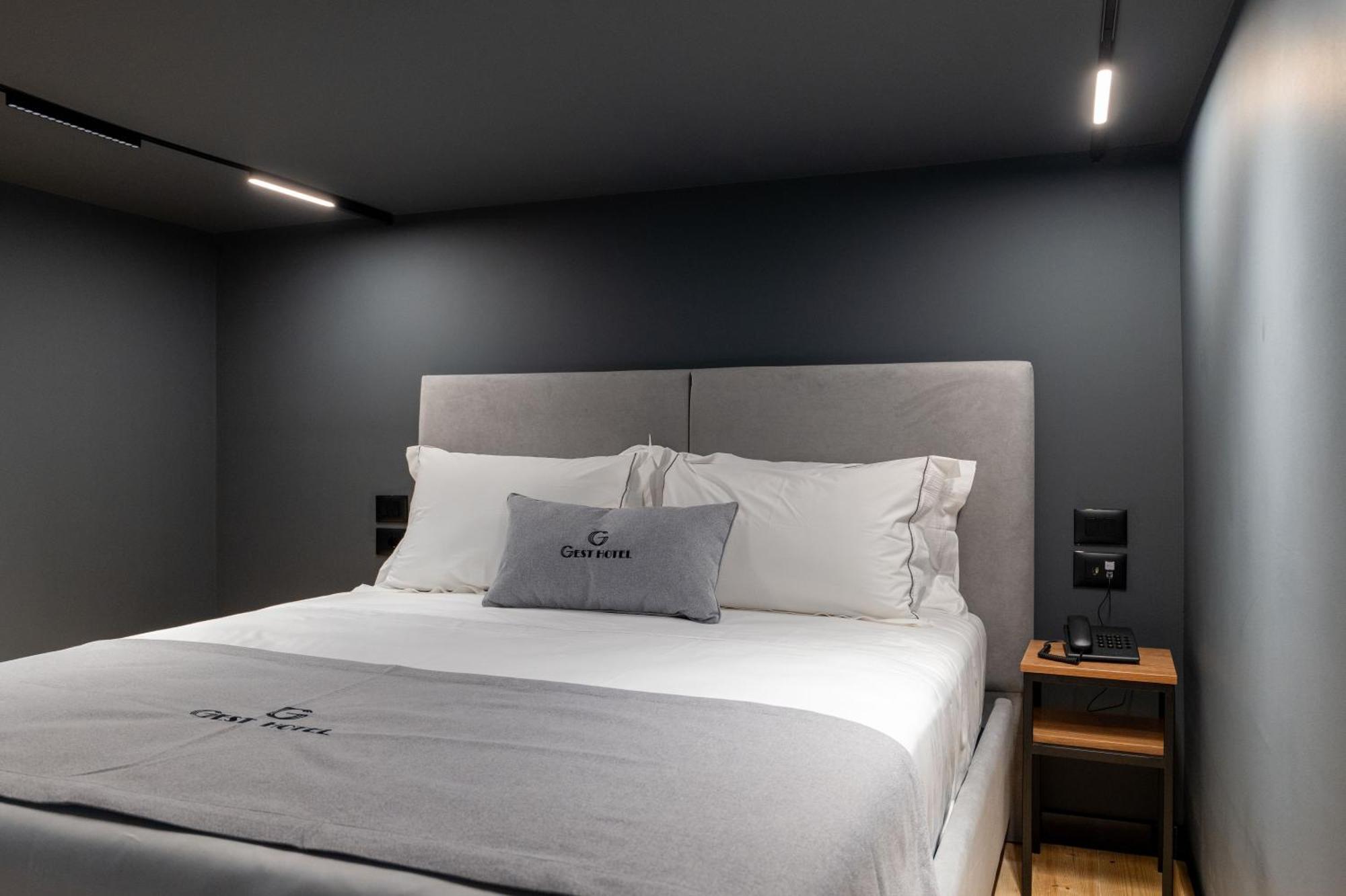 Gest Hotel Radhime Luaran gambar