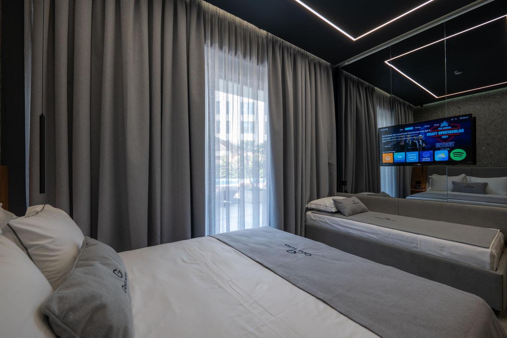 Gest Hotel Radhime Luaran gambar