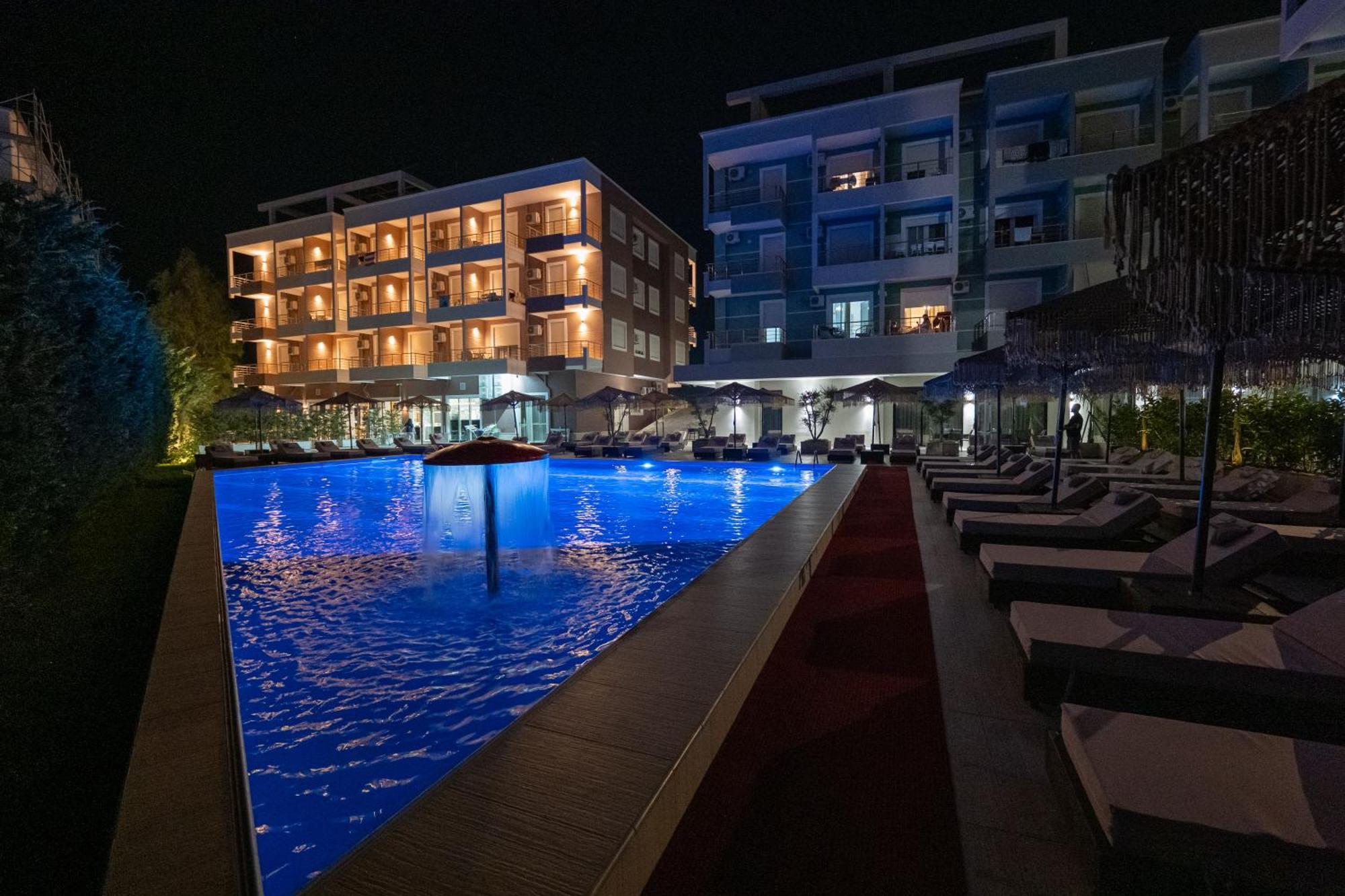 Gest Hotel Radhime Luaran gambar