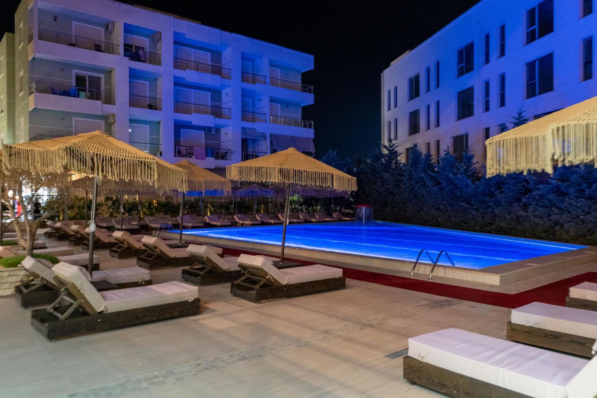 Gest Hotel Radhime Luaran gambar